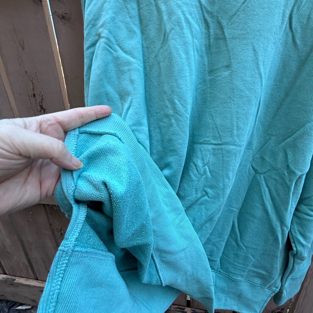 🎉NWT🎉 Time and Tru Aqua Relaxed Crewneck Sweatshirt - Picture 12 of 14